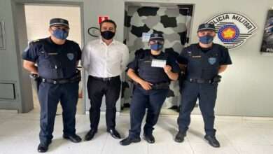 guardas na vacinação contra a covid-19